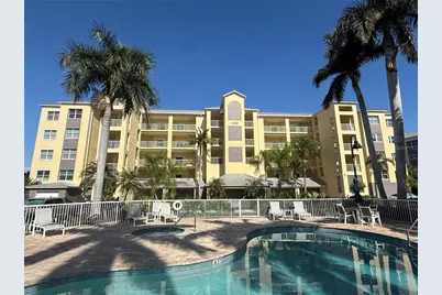 423 150th Avenue #1405, Madeira Beach, FL 33708 - Photo 2