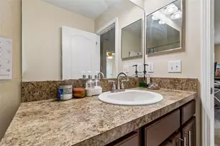 2115 Song Sparrow Ct, Ruskin, FL 33570 - Photo 24