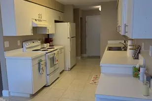 2011 W Del Webb Blvd, Sun City Center, FL 33573 - Photo 24