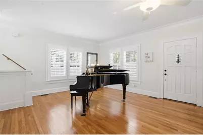 126 22nd Avenue NE, Saint Petersburg, FL 33704 - Photo 12
