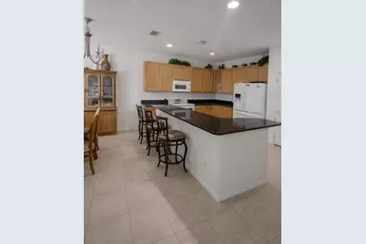 549 White Plains Avenue SW, Palm Bay, FL 32908 - Photo 6