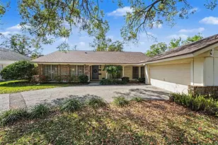10414 Reclinata Ln, Tampa, FL 33618 - Photo 2