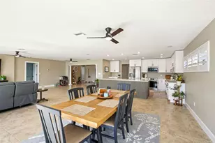 565 Crystal Dr, Madeira Beach, FL 33708 - Photo 8