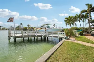 565 Crystal Dr, Madeira Beach, FL 33708 - Photo 26