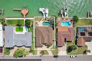 565 Crystal Dr, Madeira Beach, FL 33708 - Photo 34