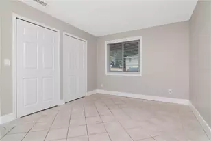228 Berry Tree Pl, Brandon, FL 33510 - Photo 18