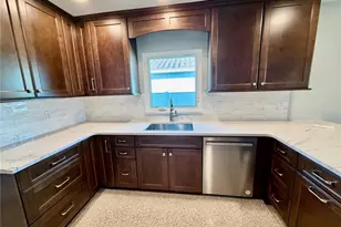 17045 Dolphin Dr, North Redington Beach, FL 33708 - Photo 10