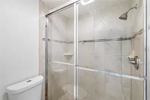 8309 Dasa Pl, Tampa, FL 33615 - Photo 10