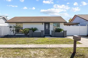 8309 Dasa Pl, Tampa, FL 33615 - Photo 2