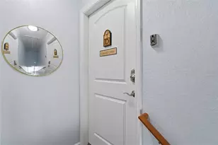 2675 St Josephs Dr E, Dunedin, FL 34698 - Photo 6