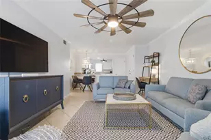 2675 St Josephs Dr E, Dunedin, FL 34698 - Photo 10