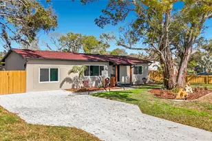 2335 Murilla Way S, Saint Petersburg, FL 33712 - Photo 2