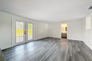 2335 Murilla Way S, Saint Petersburg, FL 33712 - Photo 24