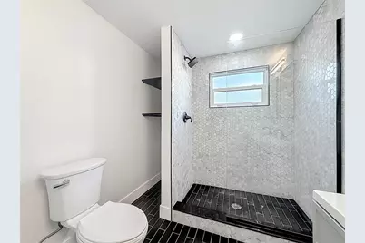 2335 Murilla Way S, Saint Petersburg, FL 33712 - Photo 50