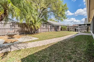 1505 Lakehurst Way, Brandon, FL 33511 - Photo 26