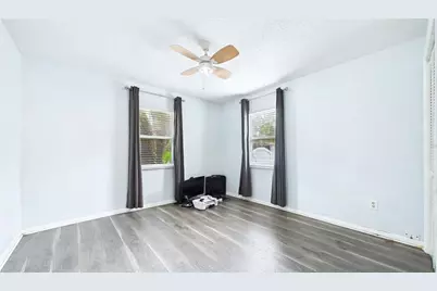 1990 Carolina Avenue, Tarpon Springs, FL 34689 - Photo 18