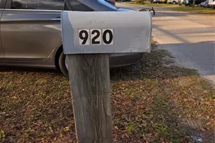 920 Brinwood Dr, Seffner, FL 33584 - Photo 2