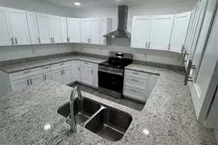 8448 Balm St, Weeki Wachee, FL 34607 - Photo 10