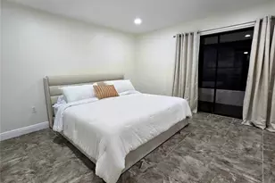 2009 Hammock Pine Blvd, Clearwater, FL 33761 - Photo 12