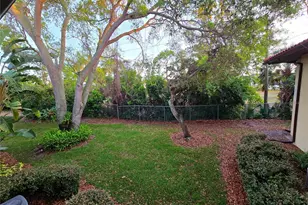 2009 Hammock Pine Blvd, Clearwater, FL 33761 - Photo 34