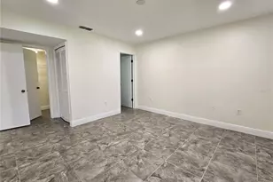 2009 Hammock Pine Blvd, Clearwater, FL 33761 - Photo 20