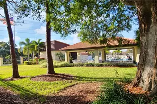 2009 Hammock Pine Blvd, Clearwater, FL 33761 - Photo 40