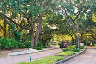 2009 Hammock Pine Blvd, Clearwater, FL 33761 - Photo 36