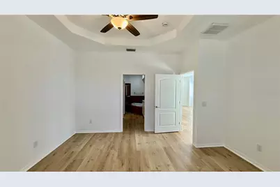 3403 Chapel Creek Circle, Wesley Chapel, FL 33544 - Photo 14