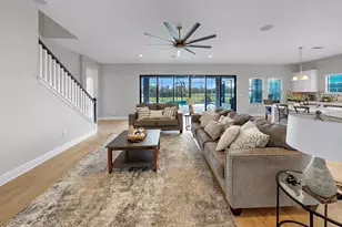 14261 Swiss Bridge Dr, Riverview, FL 33579 - Photo 12