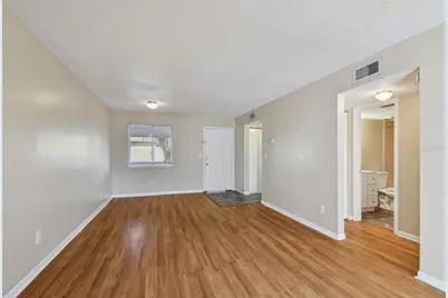 6330 Newtown Circle #30B4, Tampa, FL 33615 - Photo 10