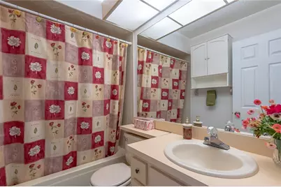 38334 Cottonwood Place, Zephyrhills, FL 33542 - Photo 6