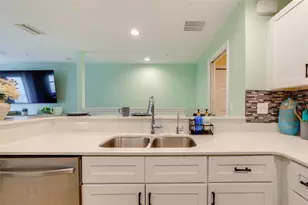 2441 6th Ave Dr E, Bradenton, FL 34208 - Photo 6