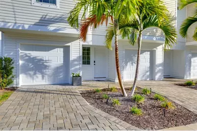 2441 6th Avenue Drive E, Bradenton, FL 34208 - Photo 2