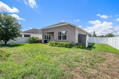 8202 Willow Beach Drive, Riverview, FL 33578 - Photo 6