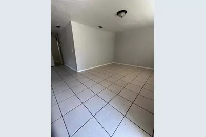 2435 20th Street S #1, Saint Petersburg, FL 33712 - Photo 2