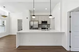 2989 Greenbriar St, Sarasota, FL 34237 - Photo 10