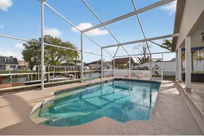 8711 Bay Crest Lane, Tampa, FL 33615 - Photo 20
