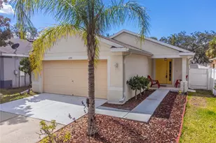 11351 Cocoa Beach Dr, Riverview, FL 33569 - Photo 4