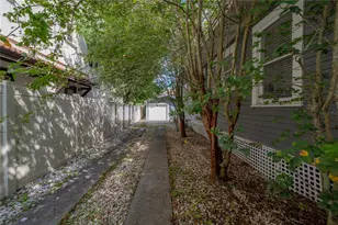 2921 W El Prado Blvd, Tampa, FL 33629 - Photo 50