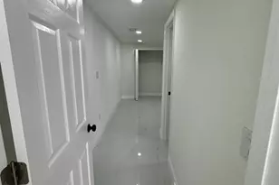 8702 Friendship Ct, Tampa, FL 33634 - Photo 36