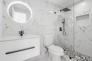 8702 Friendship Ct, Tampa, FL 33634 - Photo 24