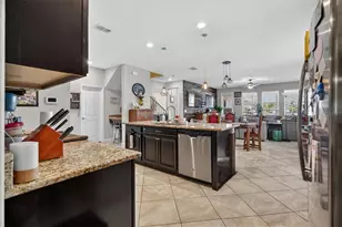 11762 Winterset Cove Dr, Riverview, FL 33579 - Photo 8
