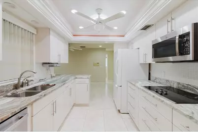 8222 La Serena Drive, Tampa, FL 33614 - Photo 24