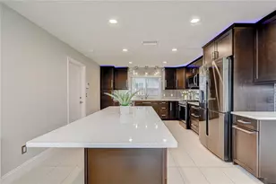 2645 63rd Ave S, Saint Petersburg, FL 33712 - Photo 4