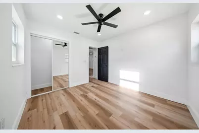 4327 59 Street N, Saint Petersburg, FL 33709 - Photo 22