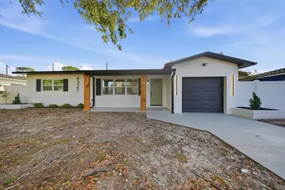 4327 59 Street N, Saint Petersburg, FL 33709 - Photo 2