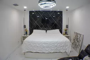 6816 E Creek Dr, Tampa, FL 33615 - Photo 16