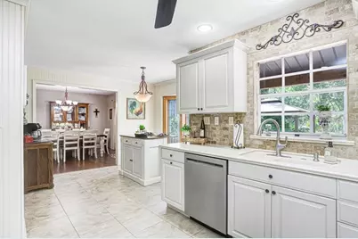 36805 Waterfall Drive, Dade City, FL 33525 - Photo 28