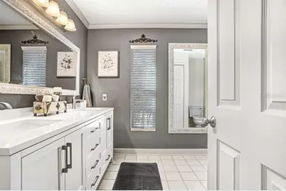 36805 Waterfall Drive, Dade City, FL 33525 - Photo 18