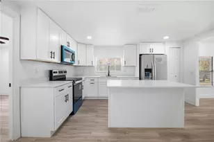 10711 Wabayo St, New Port Richey, FL 34654 - Photo 14